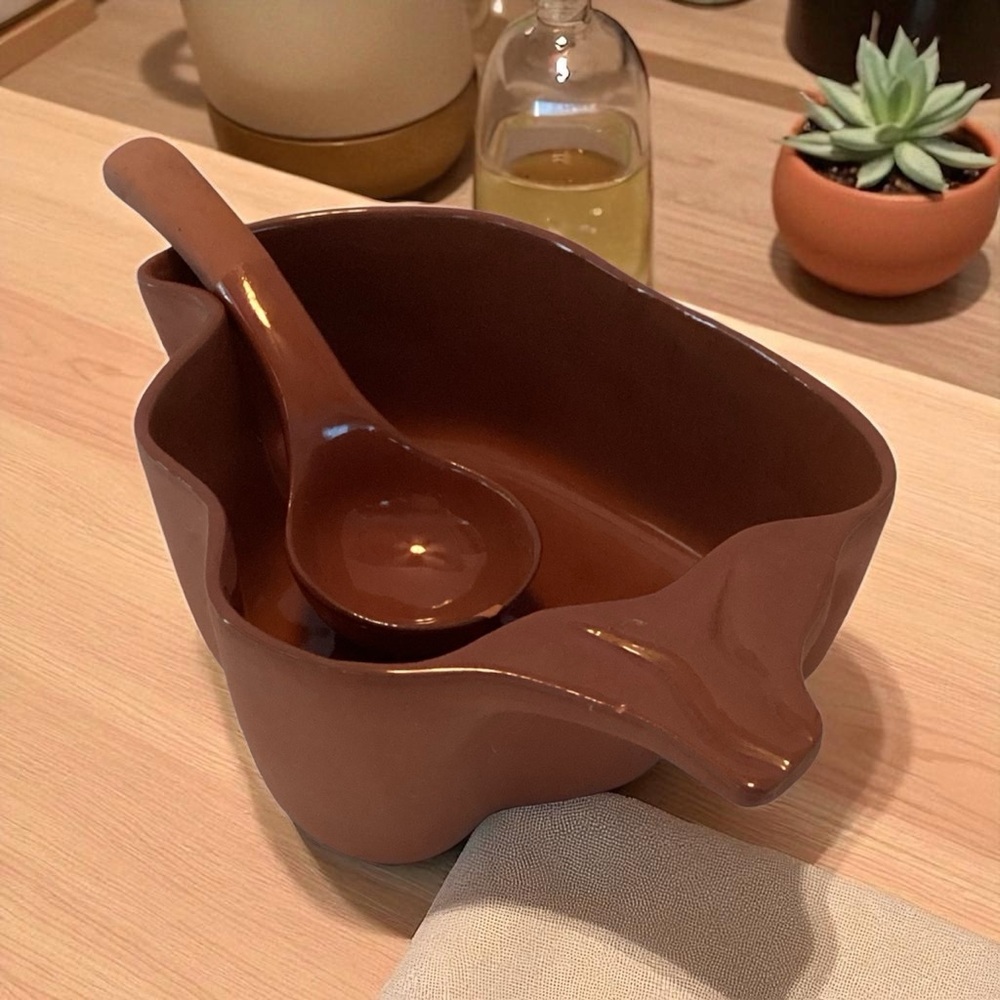Terra-Cotta Exterior w/ Glazed Interior Chili Pepper Salsa Server Bowl w/ Ladle - Picture 4 of 4
